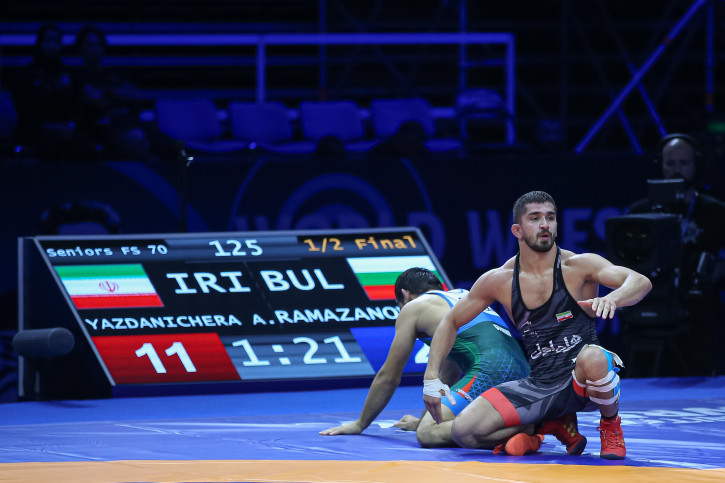 Иранецът Язданичерати е на финал в кат. 70 кг, след като надви Рамазан Рамазанов.