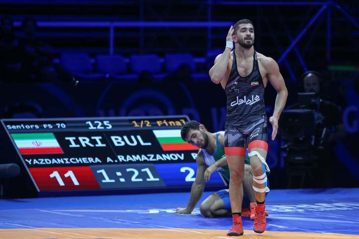 Иранецът Язданичерати е на финал в кат. 70 кг.