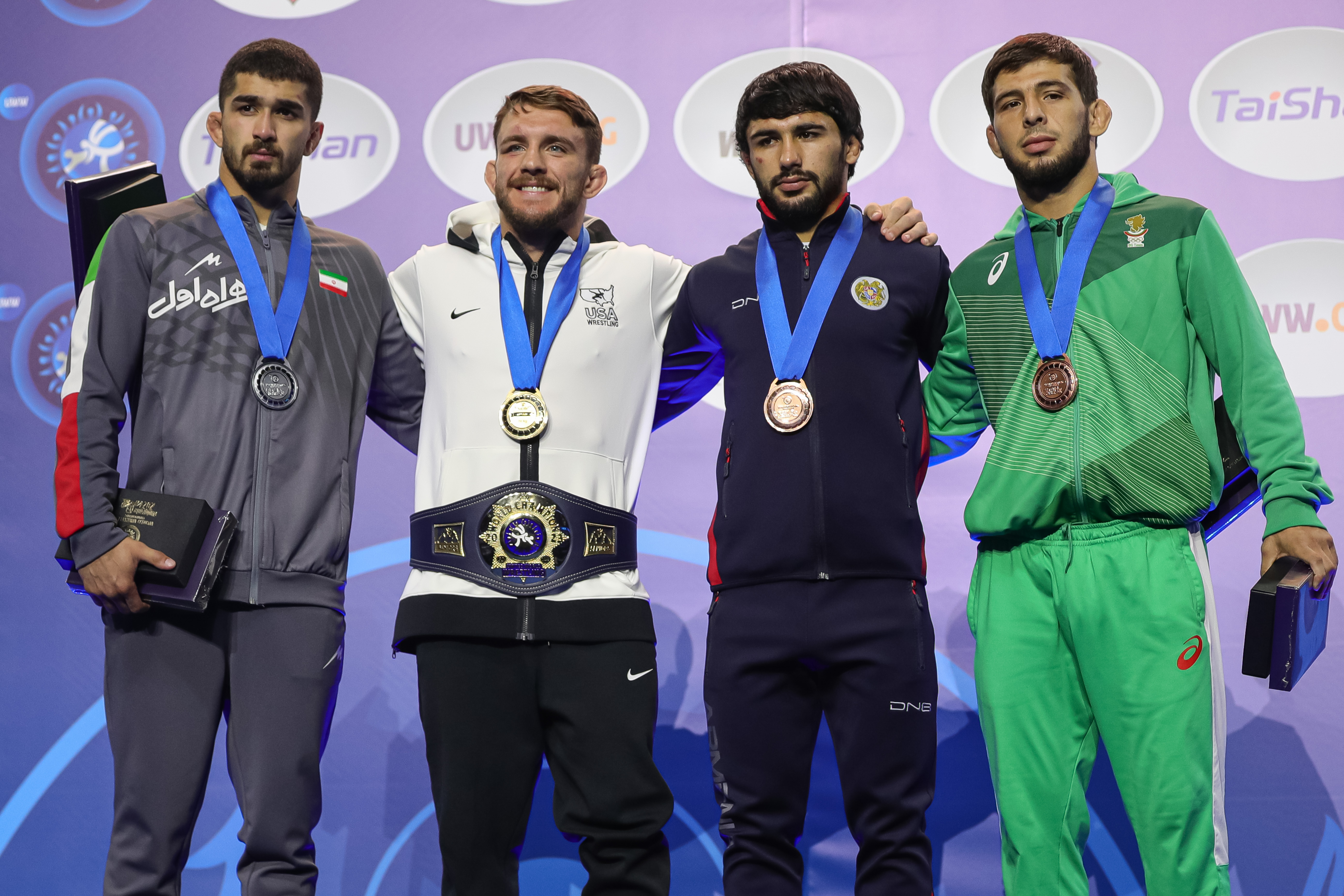 Рамазан Рамазанов с първи медал от световното
